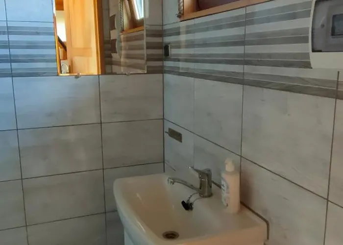 Letniskowe U Jedrusia I Madzi Orkusz Chalé *